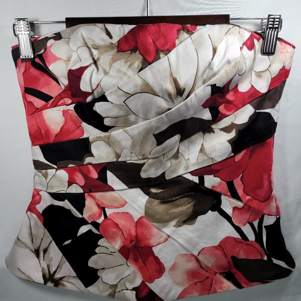 WHBM Women's Size 2 Pink, Black, White, and Beige Floral Ribbed Bodice